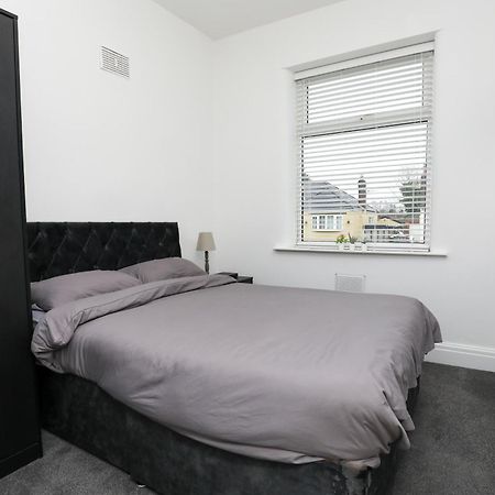 Halsnead Properties St Helens Crank Екстер'єр фото