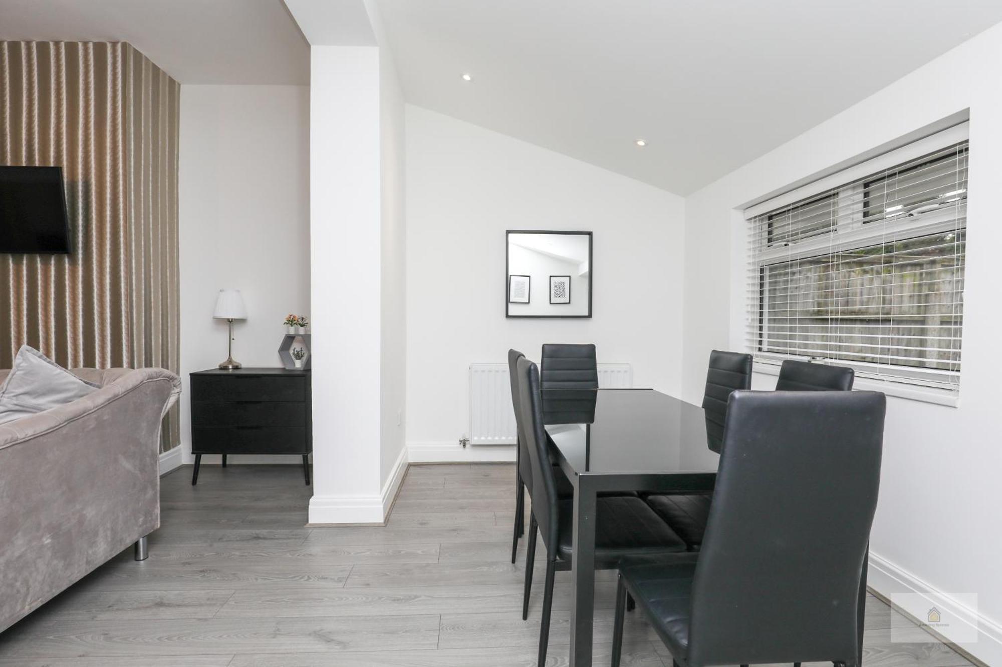Halsnead Properties St Helens Crank Екстер'єр фото